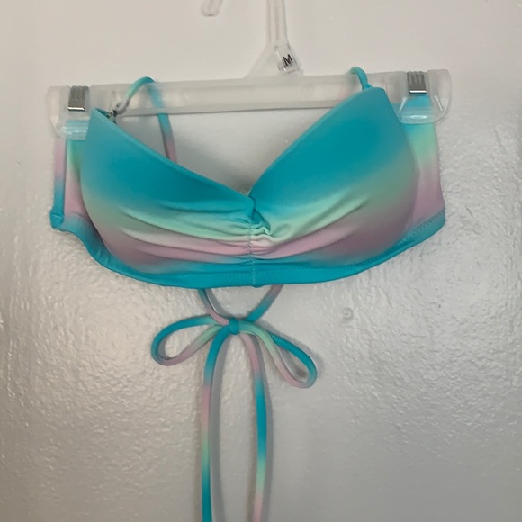 Victoria Secret 32B Swim Top - Picture 1 of 4